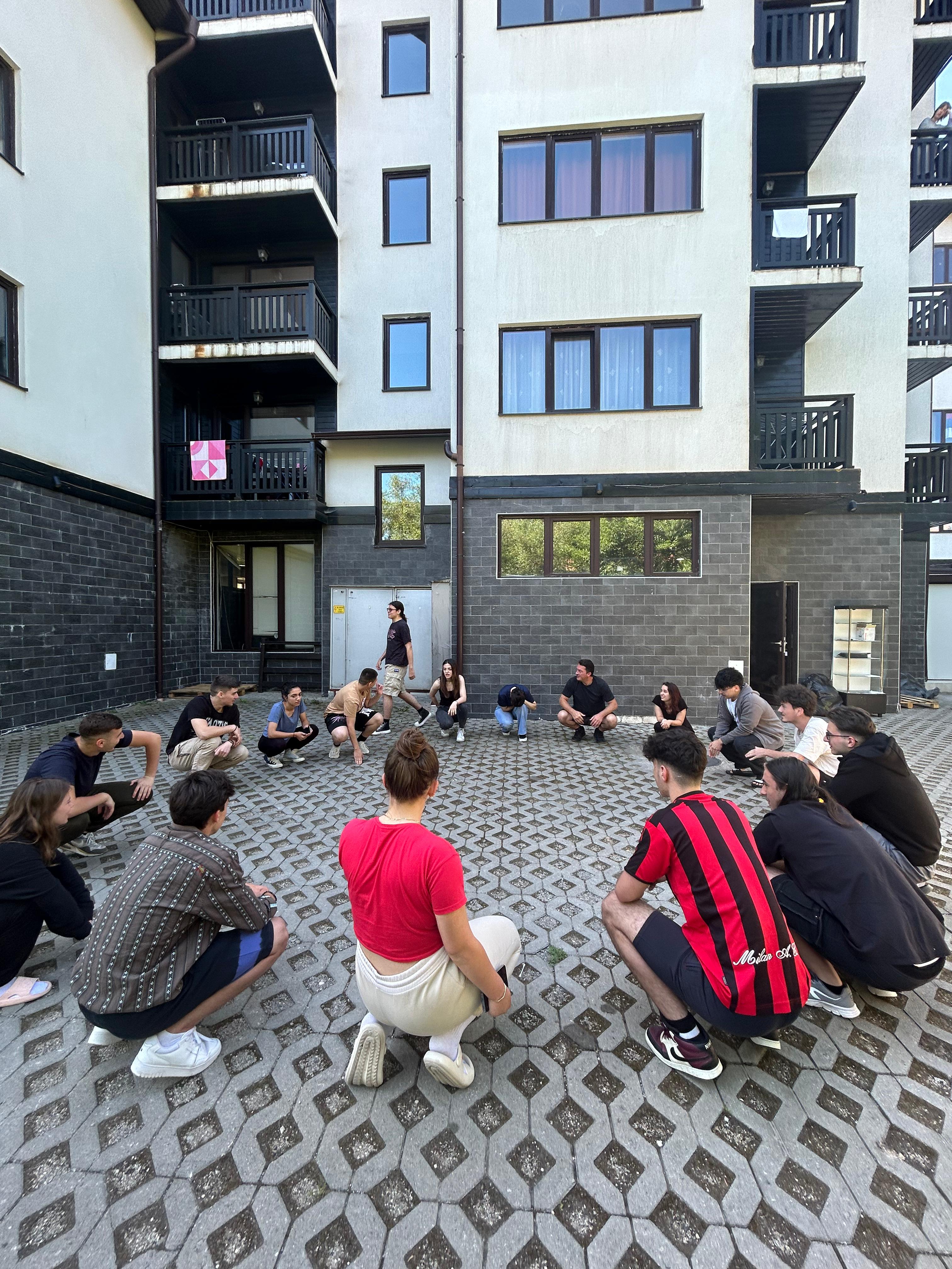 Participants working together during the Digital Detox project