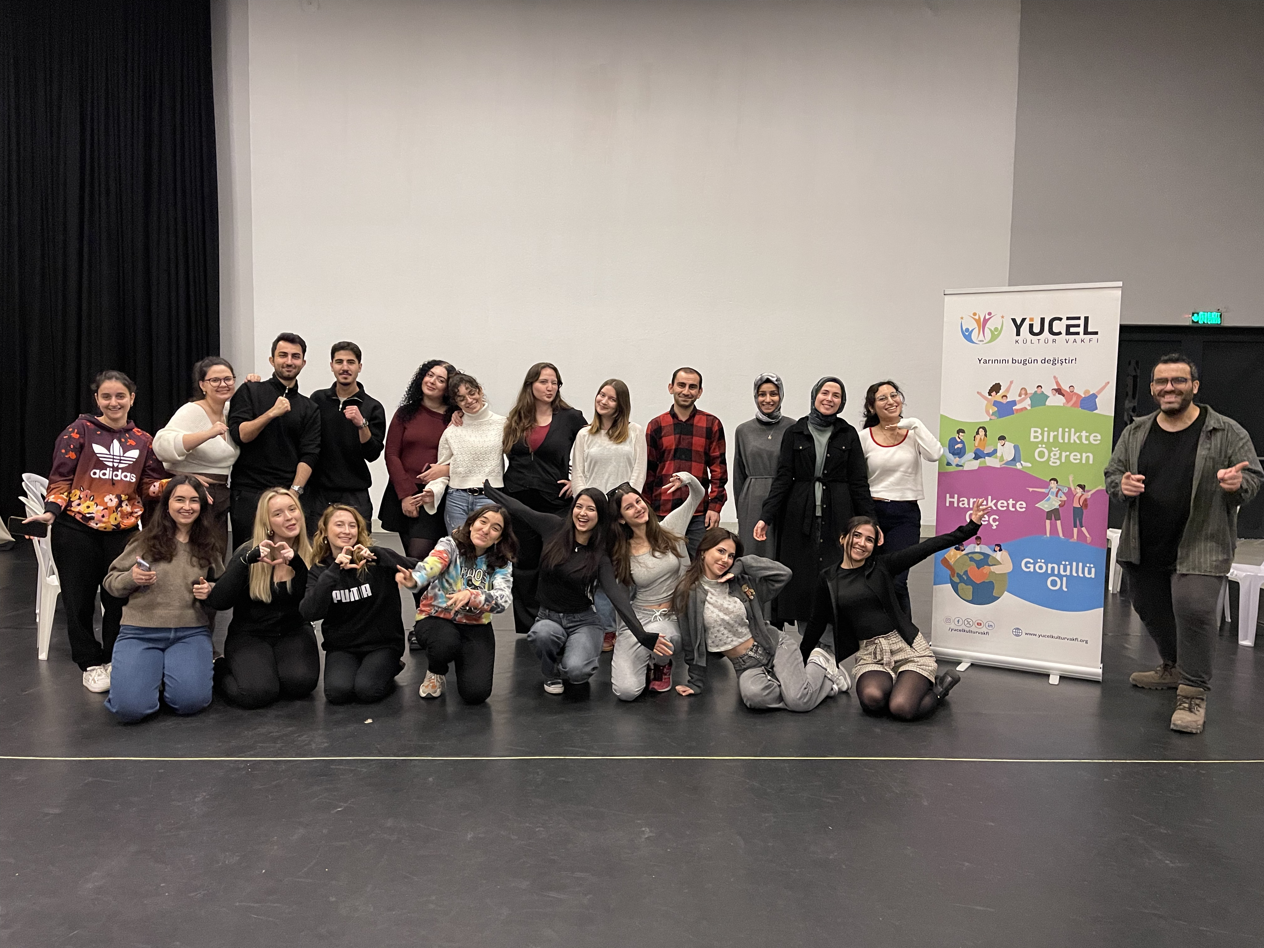 Gen&ccedil;lik ve G&ouml;n&uuml;ll&uuml;l&uuml;k Programı g&ouml;rseli